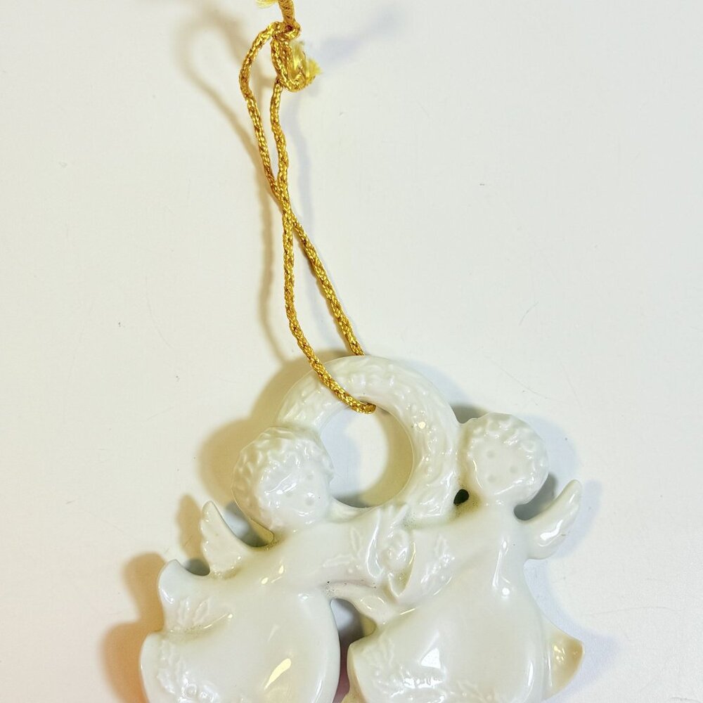 Christmas Tree Ornament Caroling Wreath Haviland Limoges Signed France 1986 - Picture 9 of 16